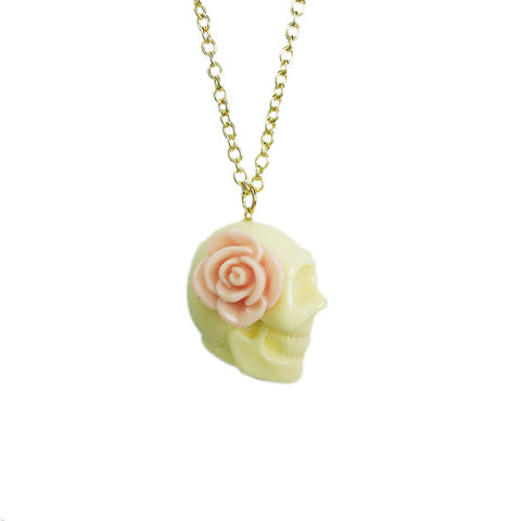 Creamy Skull with Flower Necklace