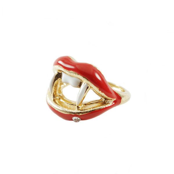 Vampire Kiss Ring