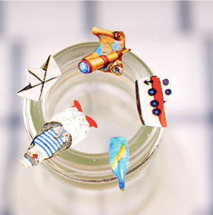 Daisyland Sticker: Navy Style